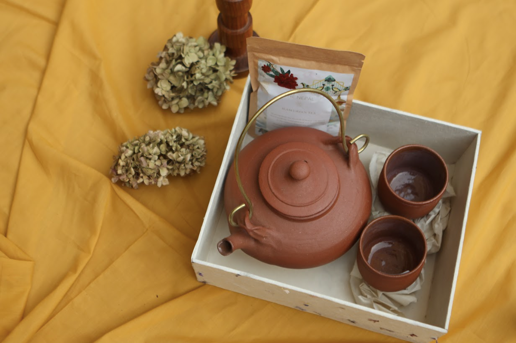 Mato Tea Pot Gift Set | Handcrafted Nepali Ceramic Teapot with Organic Tea Blends