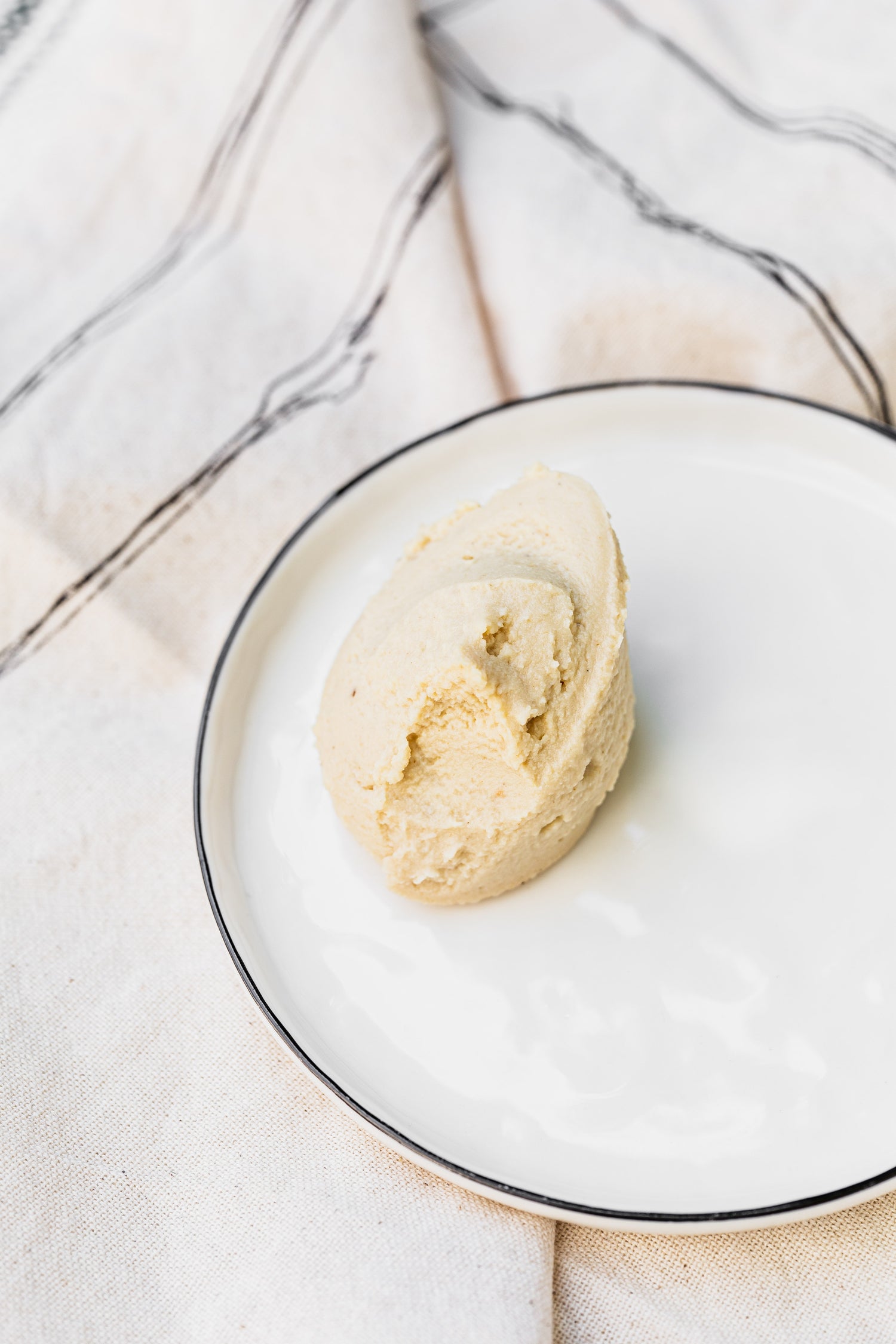 Seasons' fruit freshness in a bowl