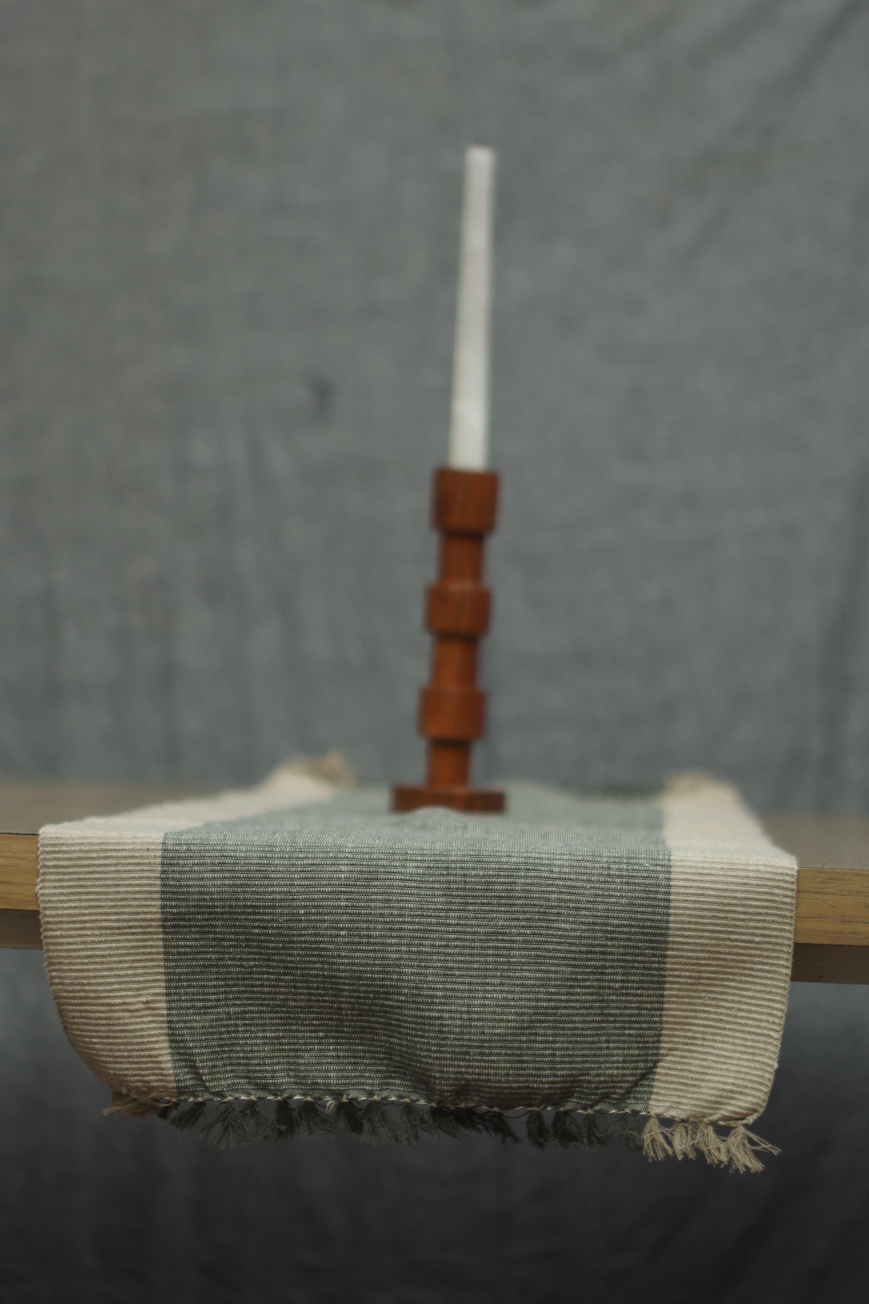 Hariyo Table runner