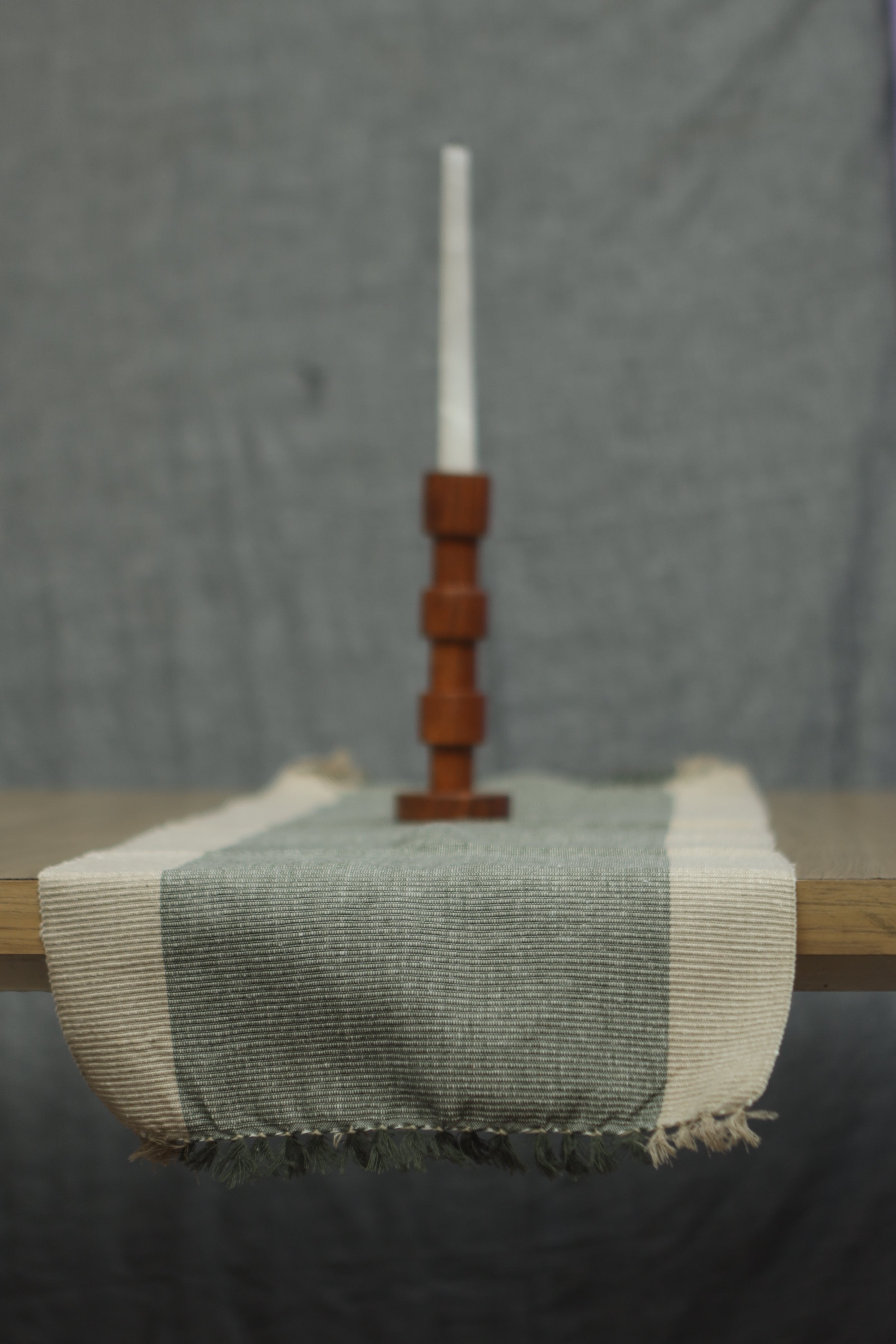 Hariyo Table runner