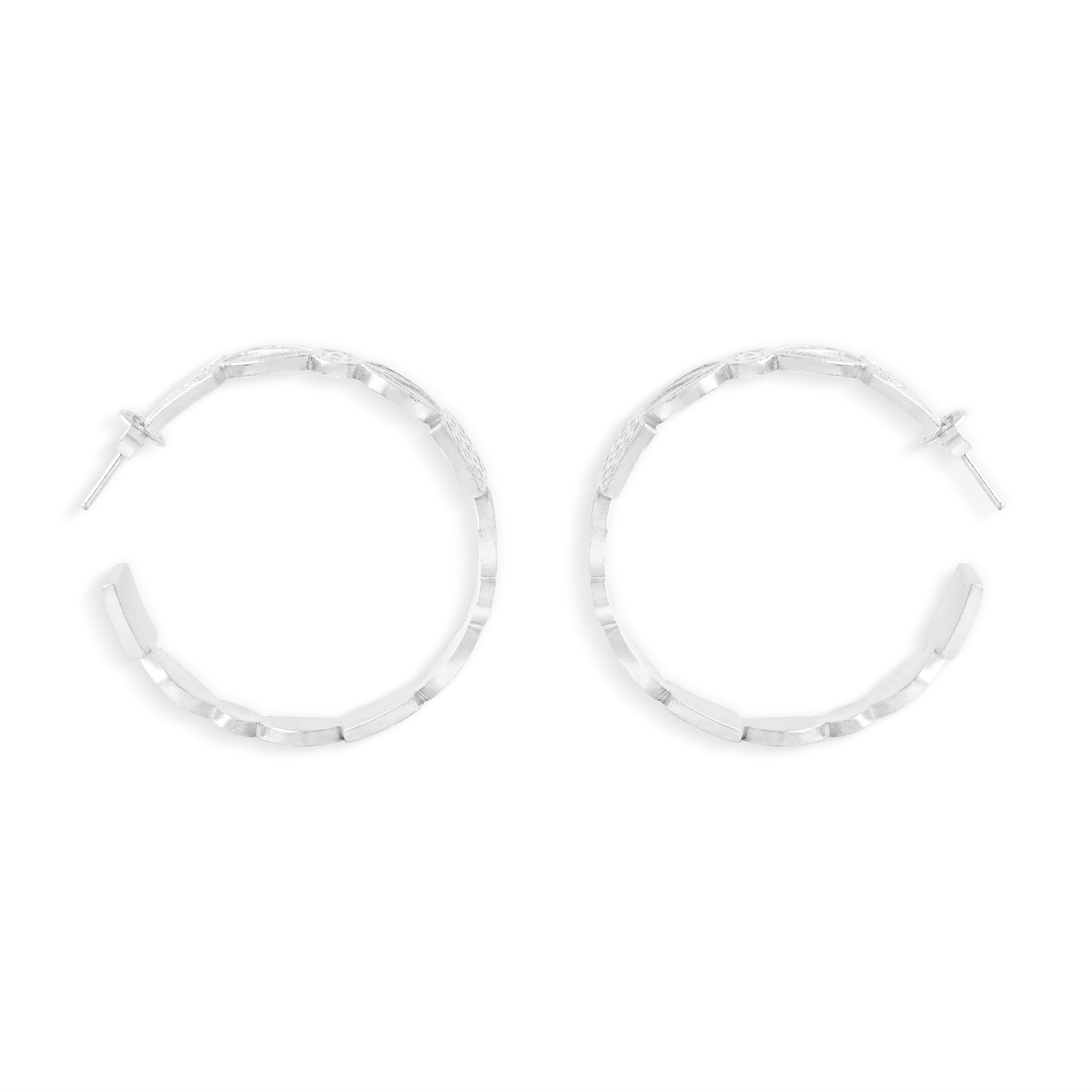 PARIKRAMA HOOPS SMALL  – Elegant Curves with a Modern Edge