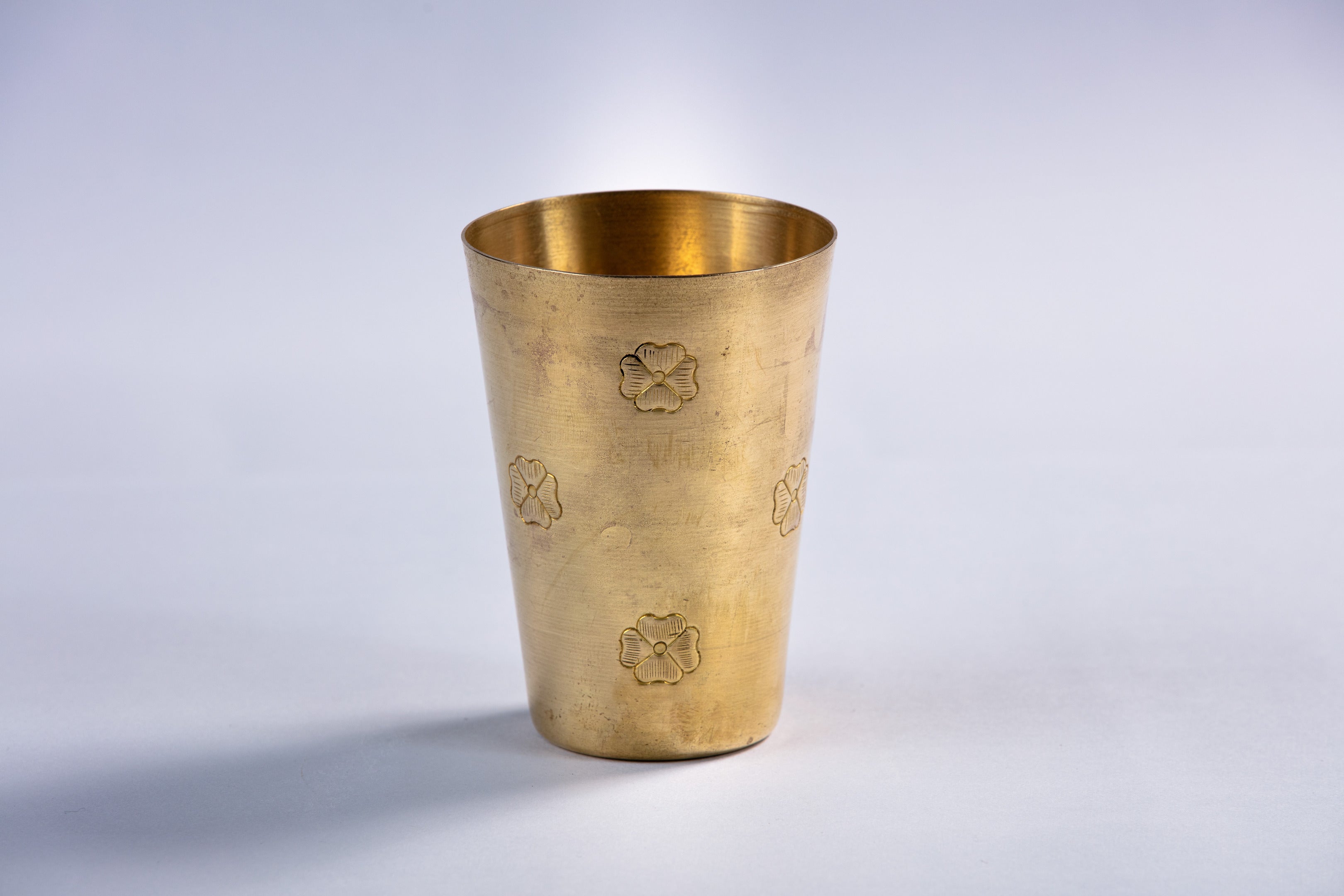 Brass Simple Flower Glass